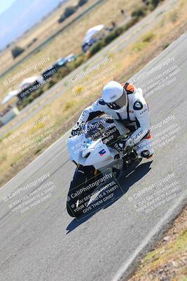 media/Oct-15-2023-TrackXperience (Sun) [[85198ff50b]]/Group 2/session 4 turn 3/